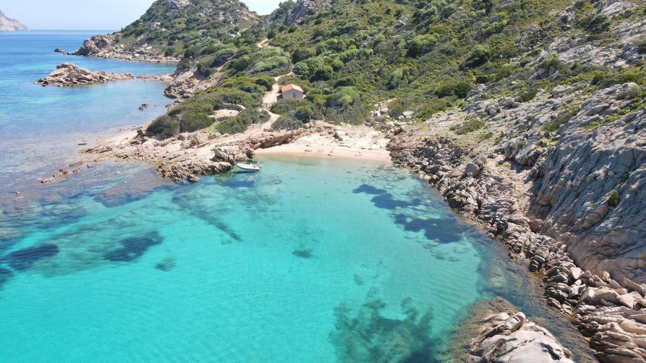 Apartments In Residence With Swimming Pool In Cala Girgolu Monte Petrosu Eksteriør bilde