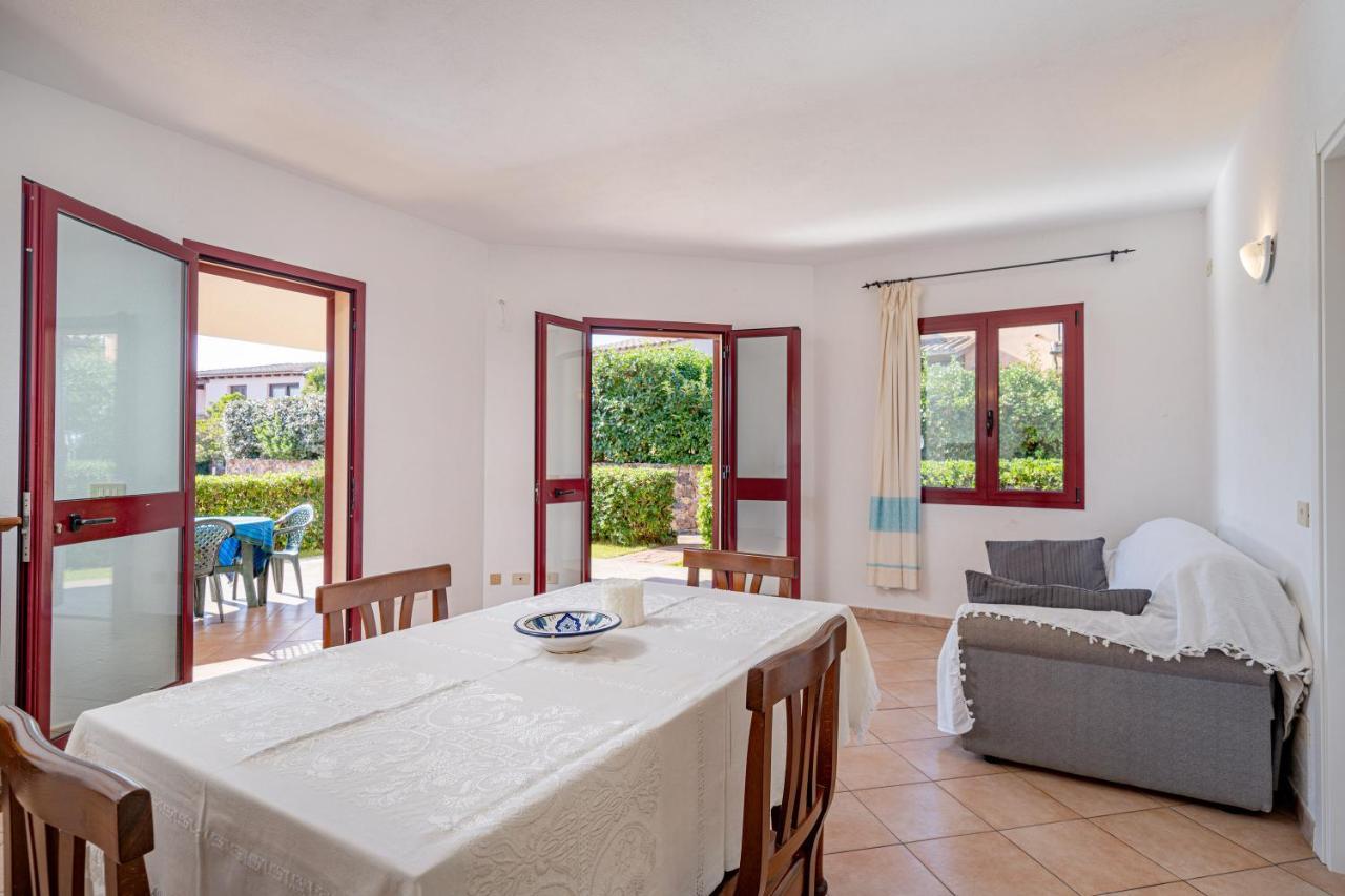Apartments In Residence With Swimming Pool In Cala Girgolu Monte Petrosu Eksteriør bilde