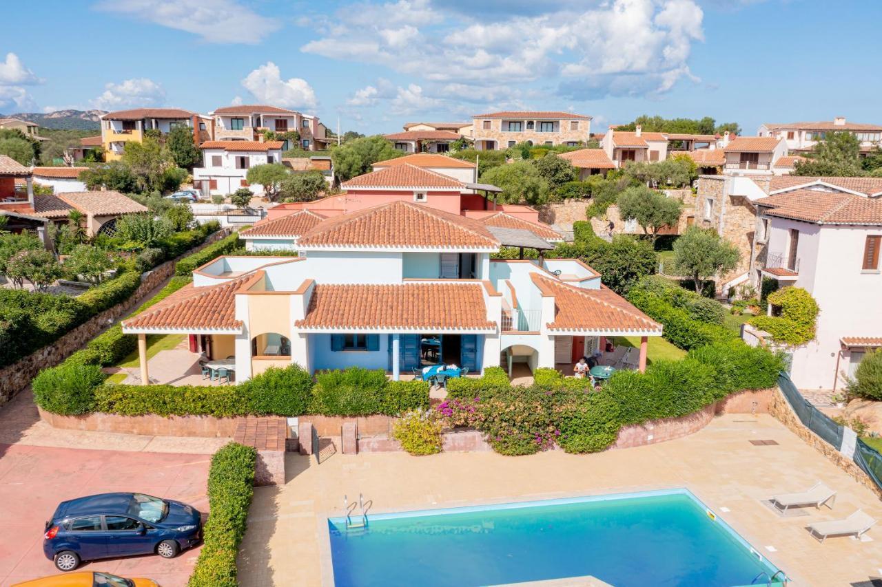 Apartments In Residence With Swimming Pool In Cala Girgolu Monte Petrosu Eksteriør bilde