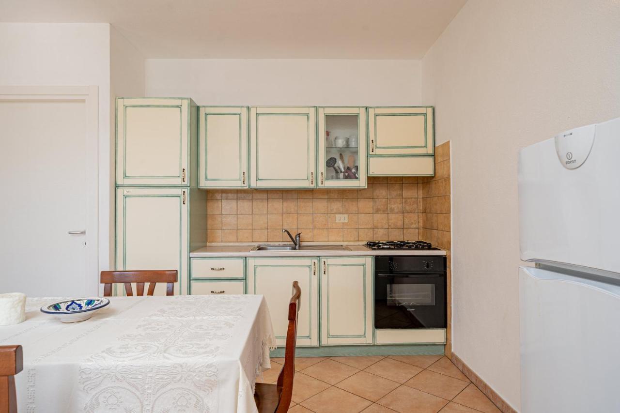 Apartments In Residence With Swimming Pool In Cala Girgolu Monte Petrosu Eksteriør bilde