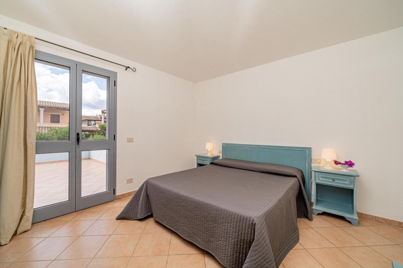Apartments In Residence With Swimming Pool In Cala Girgolu Monte Petrosu Eksteriør bilde